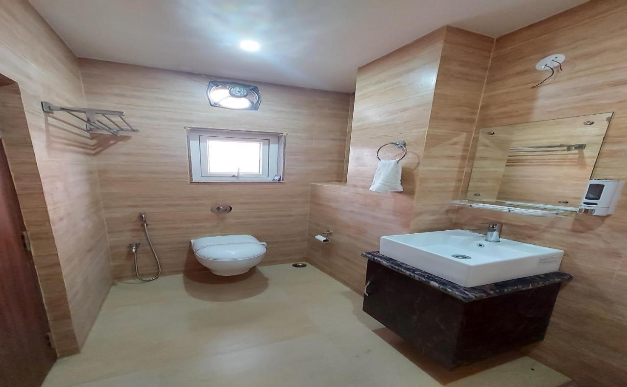 Hotel Bliss Jorhāt 外观 照片