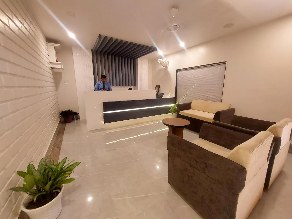 Hotel Bliss Jorhāt 外观 照片