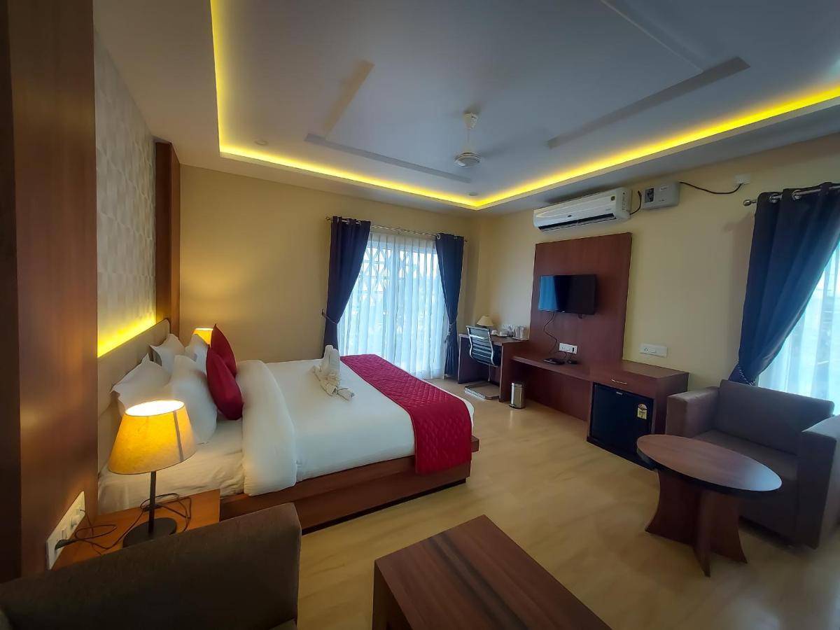 Hotel Bliss Jorhāt 外观 照片