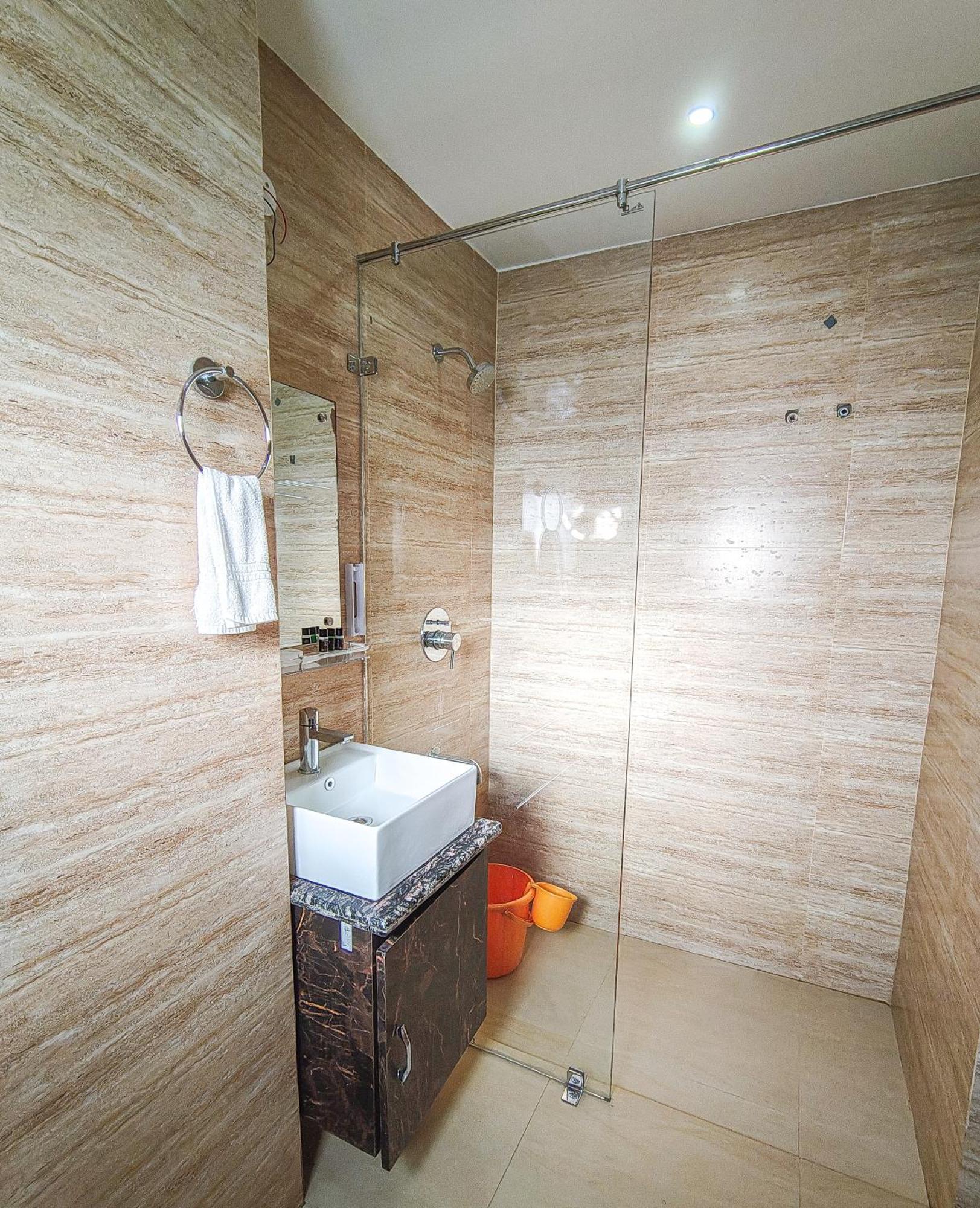 Hotel Bliss Jorhāt 外观 照片